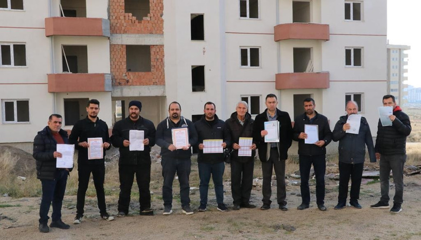 Ev değil dert aldılar