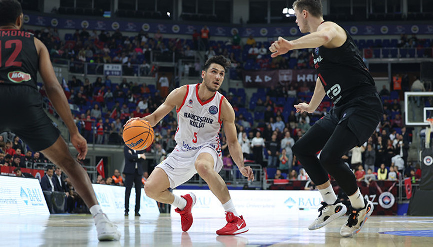 Bahçeşehir Koleji evinde kazandı