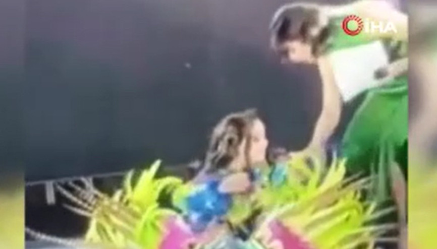 Güzellik yarışmasında elektrik çarpan yarışmacı yere yığıldı