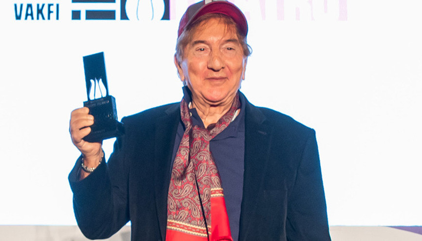 Onur ödülü Ali Poyrazoğlu’na