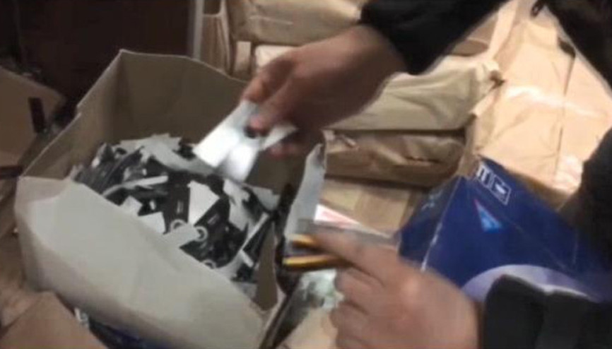 İstanbulda kaçak tütün operasyonu: 17 gözaltı