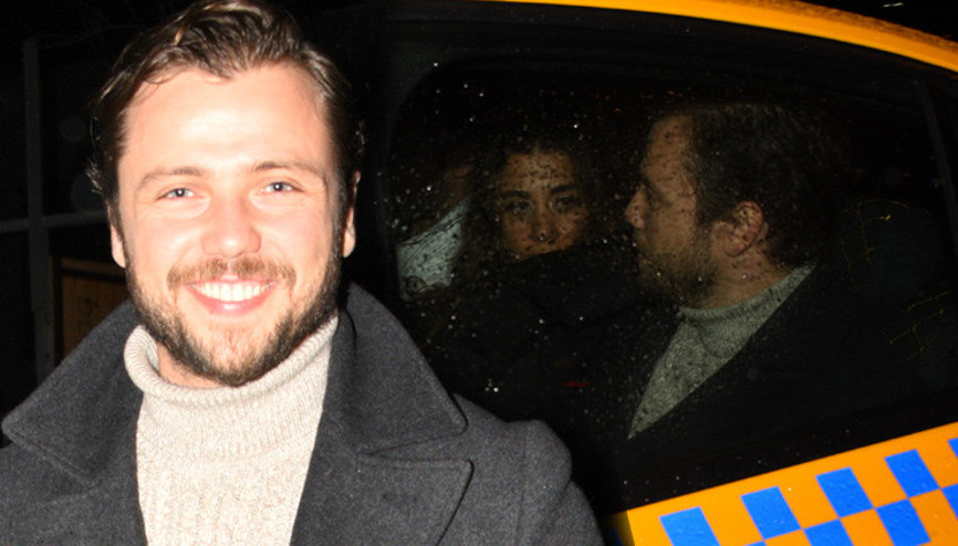 Tolga Sarıtaşın gizemli arkadaşı