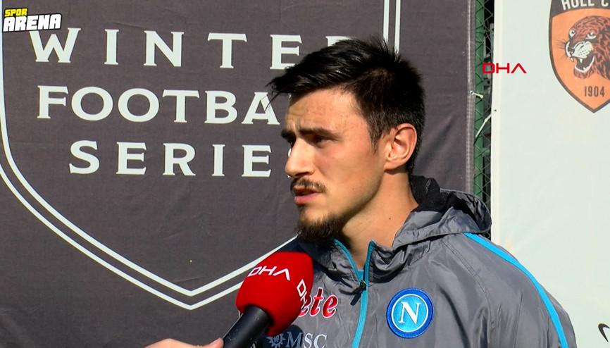 Eljif Elmas: Hem Napoli, hem de Fenerbahçenin şampiyonluğu müthiş olur