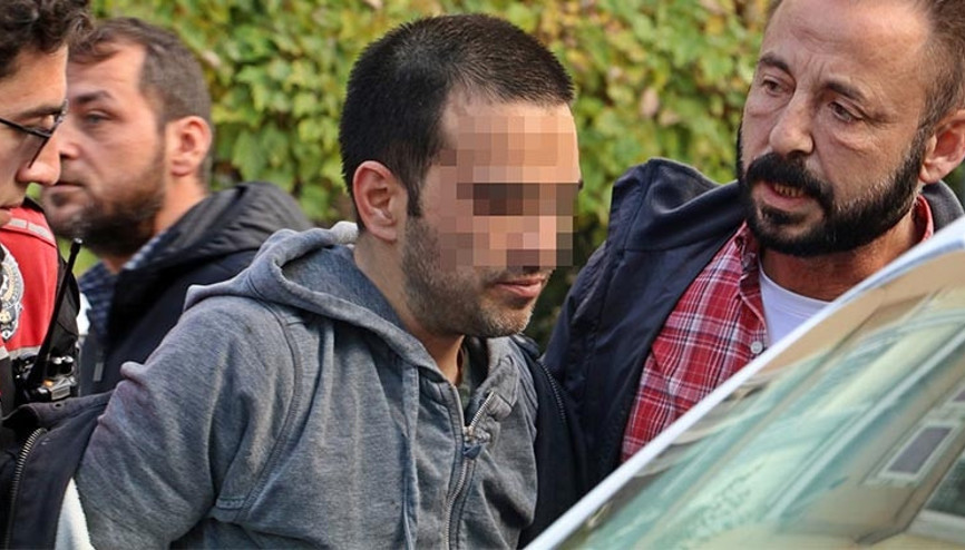 Tartıştığı annesini, boğazından bıçaklayarak öldürdü