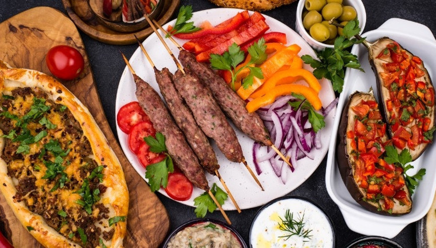 Bugün ne pişirsem diyenlere işte lezizz günün menüsü...