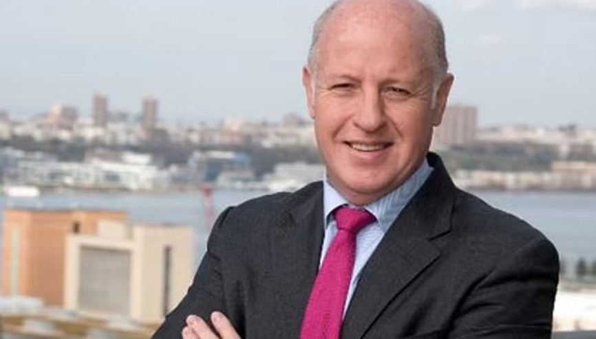 İsmi Kovid-19 skandalına karışan bilim insanı 2 buçuk milyon yarasanın olduğu mağaradan çıktı İsmi Kovid-19 skandalına karışan bilim insanı 2 buçuk milyon yarasanın olduğu mağaradan çıktı