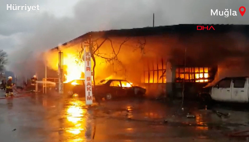 Tamirhane yangınında 4 araç kullanılamaz hale geldi