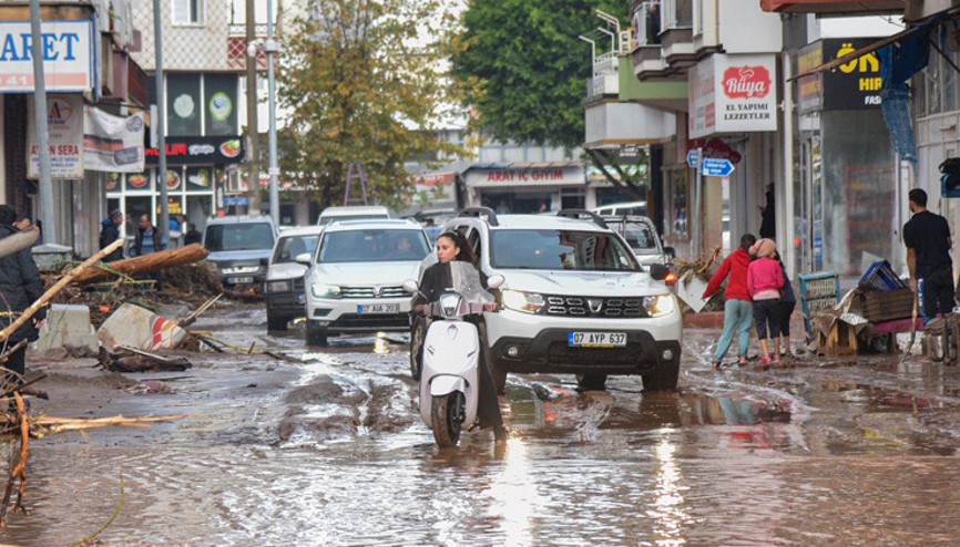 Antalya’da şiddetli yağmur tatili