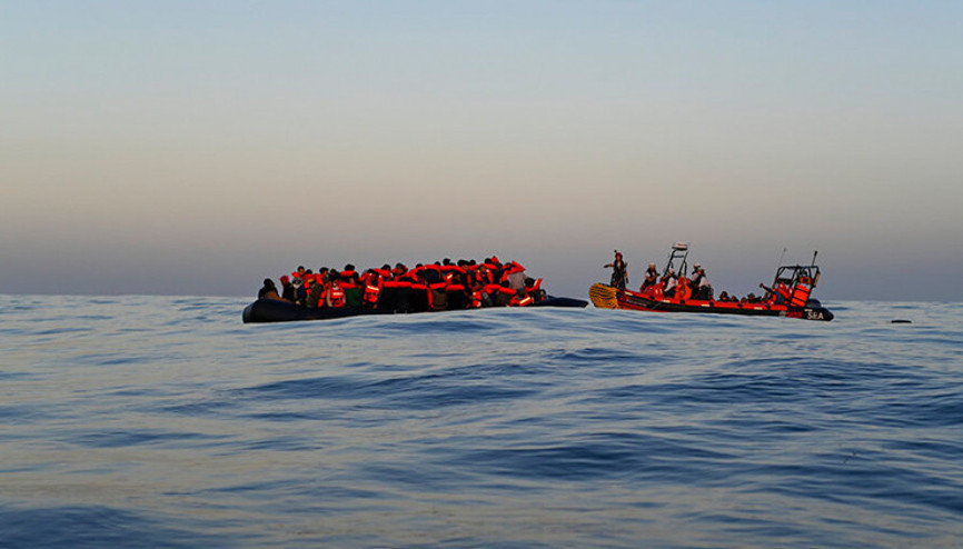 Manş Denizi’nde göçmen teknesi battı