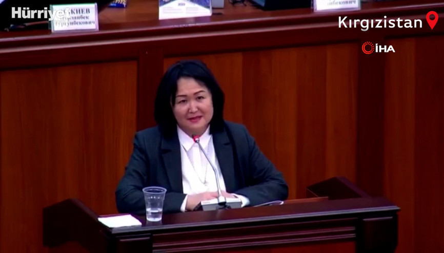 Kırgızistan parlamentosunda gerginlik