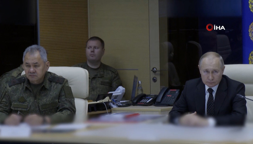 Putinden Ukrayna’da görev yapan birliklerin yönetildiği karargaha ziyaret