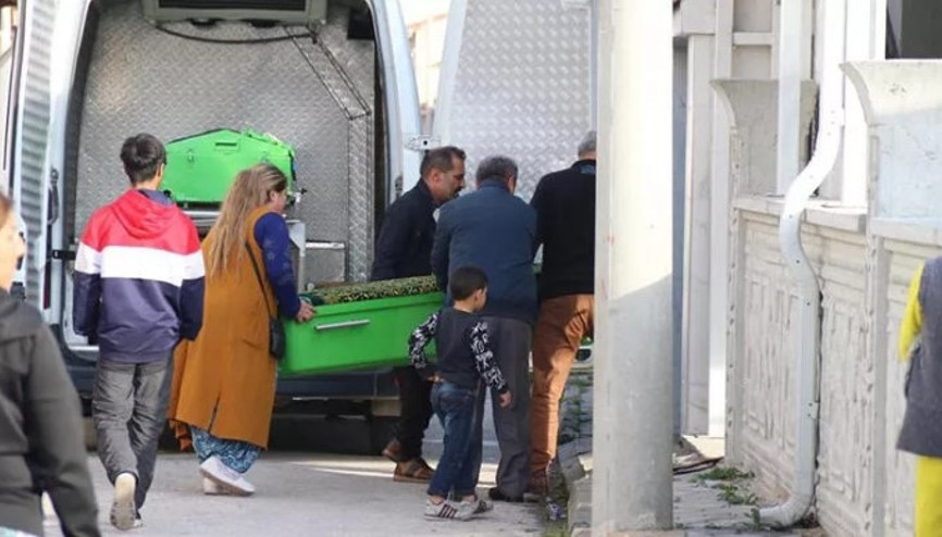 6 yaşındaki Elif Nurun ölümüne ilişkin aranan babaanne gözaltına alındı 6 yaşındaki Elif Nurun ölümüne ilişkin aranan babaanne gözaltına alındı