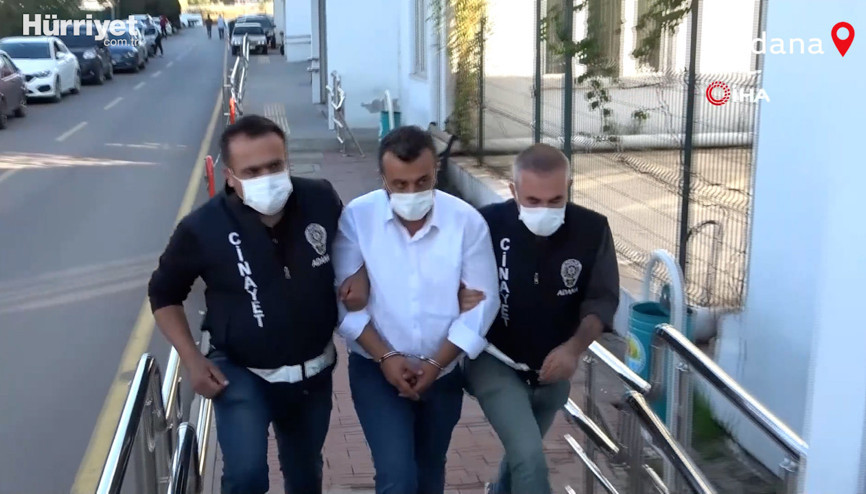 Bıçakladığı oğlunun başında ölmesini bekledi