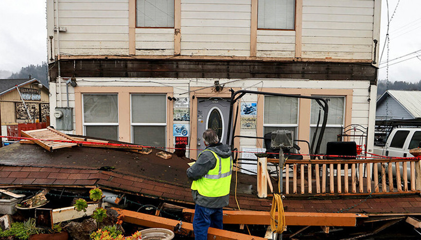 ABDde 6.4lük depremde  2 ölü, 12 yaralı