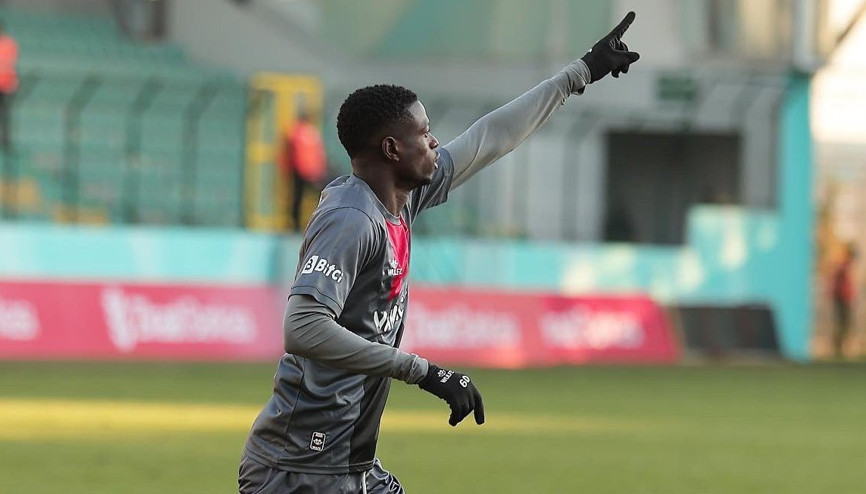 Ebrima Colley, Misli TVye açıkladı İdolüm diyebileceğim isim Kaka...