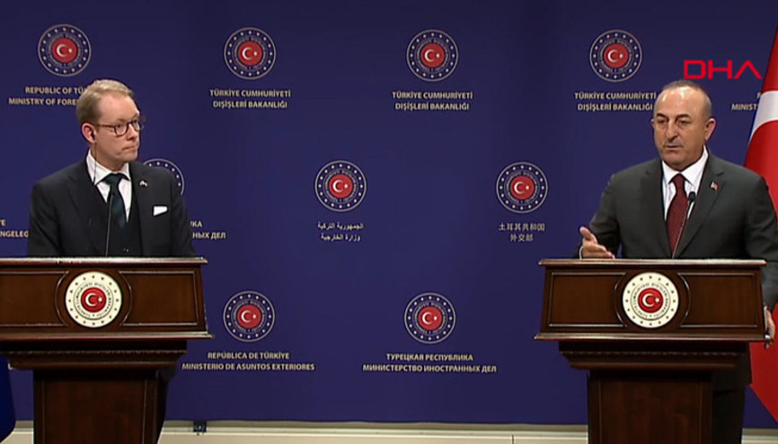 Bakan Çavuşoğlu ve İsveçli mevkidaşı Tobias Billström ile açıklamalarda bulundu Bakan Çavuşoğlu ve İsveçli mevkidaşı Tobias Billström ile açıklamalarda bulundu