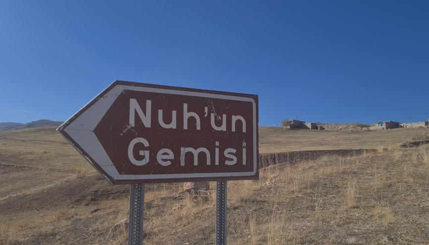 Nuhun Gemisinin sırrı İstanbulda inceleniyor Nuhun Gemisinin sırrı İstanbulda inceleniyor