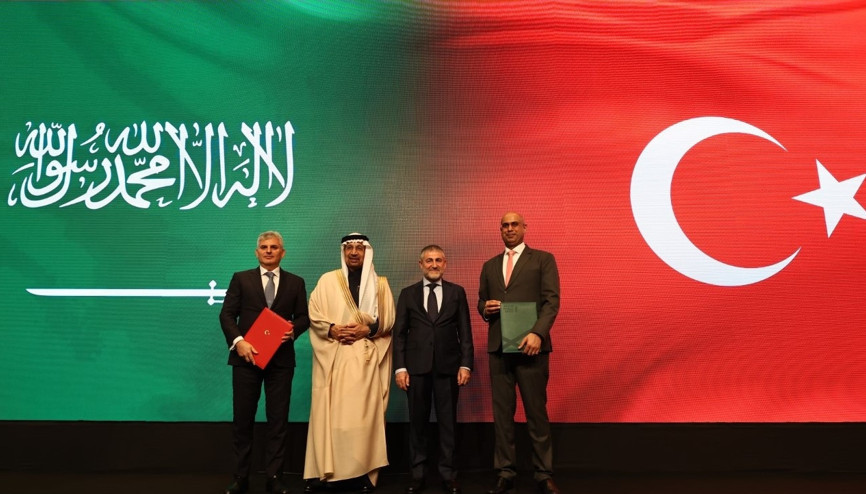 Saudi Exim Bank ile 100 milyon dolarlık anlaşma Saudi Exim Bank ile 100 milyon dolarlık anlaşma