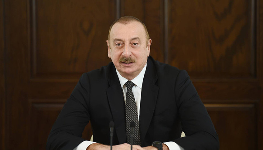 Azerbaycan Cumhurbaşkanı Aliyev: Doğal kaynaklarımızı sömürenler uluslararası hukuk normuna göre suçludur Azerbaycan Cumhurbaşkanı Aliyev: Doğal kaynaklarımızı sömürenler uluslararası hukuk normuna göre suçludur