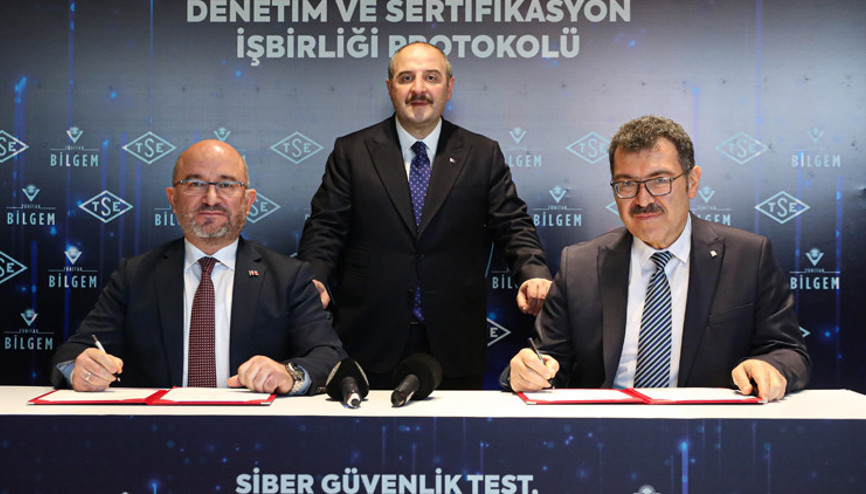 Bakan Varank: Güvenli akıllı cihaz kullanımının önünü açıyoruz