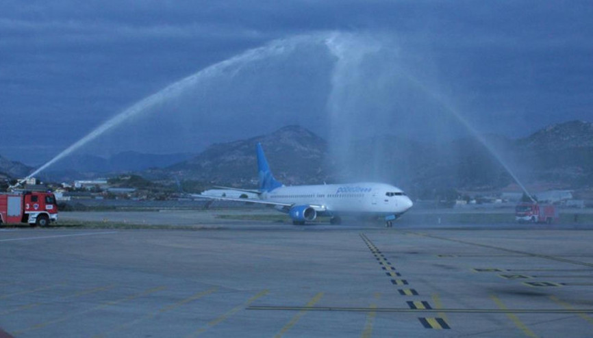 Savaştan sonra ilk Rus uçağı 166 yolcusu ve 6 mürettebatı ile Gazipaşa’ya indi