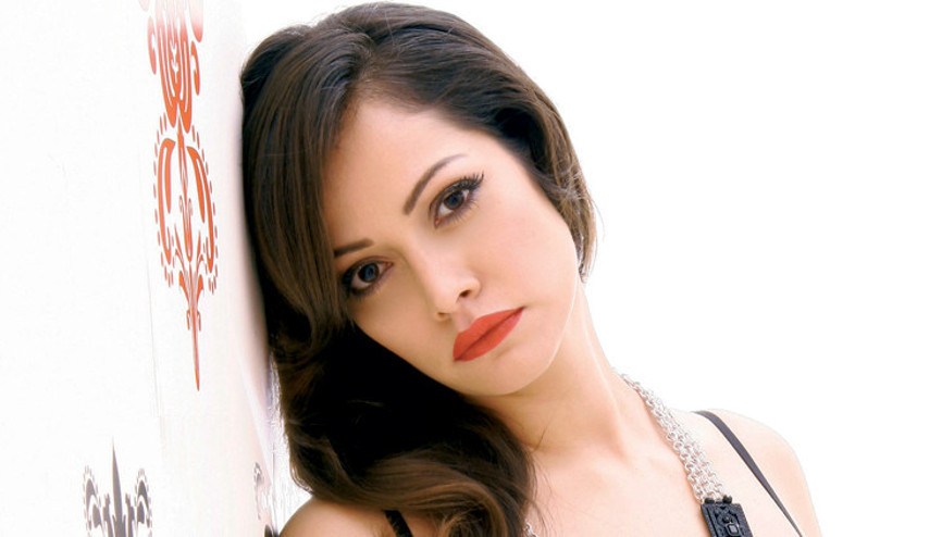 Sezin Akbaşoğulları: Gevezeye hiç tahammül edemem Sezin Akbaşoğulları: Gevezeye hiç tahammül edemem