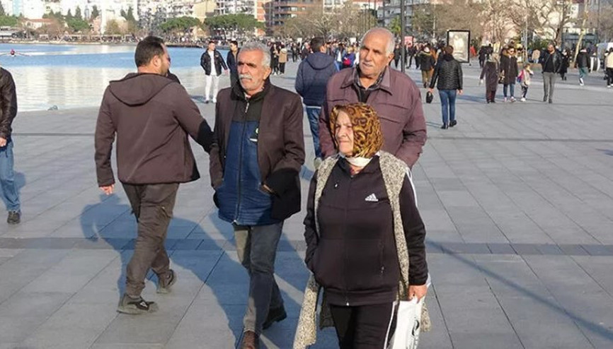 Prof. Dr. Alper Şener: Bu yıl 65 yaş üstüne özellikle grip aşılarının çok önemi var