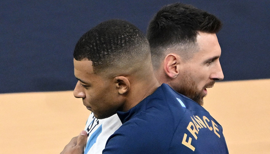 PSGde sular durulmuyor Messi haberini öğrenen Mbappe köprüleri attı... Barcelona iddiası...