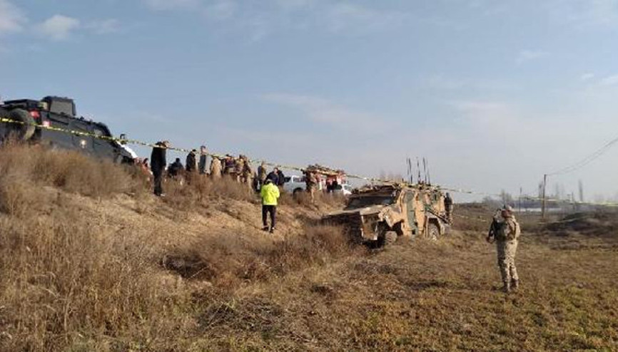 Iğdırda zırhlı araç devrildi: 12 asker yaralı