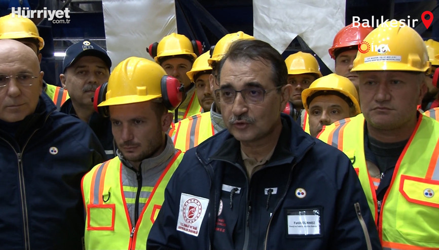 Bakan Dönmez, bor işçileri ile birlikte 2023e girdi