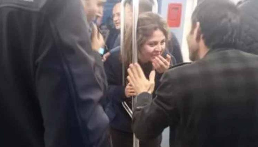 Metroda tutunma direklerine kafası sıkışan kadını itfaiye kurtardı