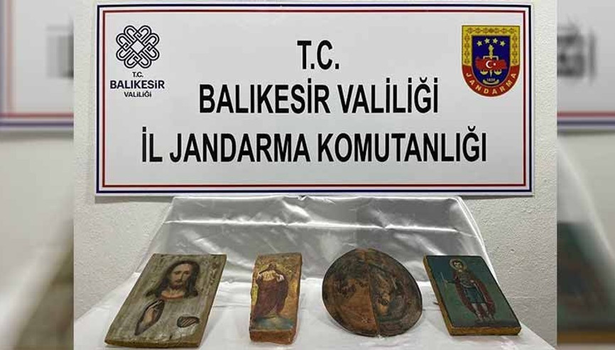 Balıkesirde jandarmadan milyonluk tarihi eser operasyonu