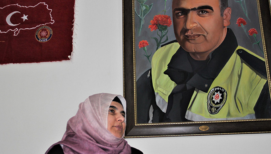 Şehit Fethi Sekinin kardeşi Fikriye Sekinden yürek burkan sözler Şehit Fethi Sekinin kardeşi Fikriye Sekinden yürek burkan sözler