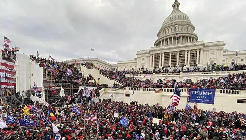 Biden, kanlı Kongre baskınının yıldönümünde 12 kişiye madalya verecek Biden, kanlı Kongre baskınının yıldönümünde 12 kişiye madalya verecek