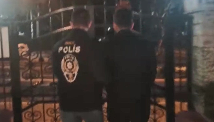 İstanbulda siber dolandırıcılık operasyonu: 15 gözaltı