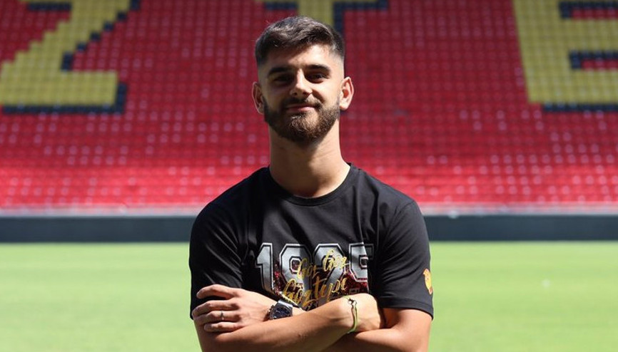 Michee Ngalina transferi sonrası Göztepede iki ayrılık