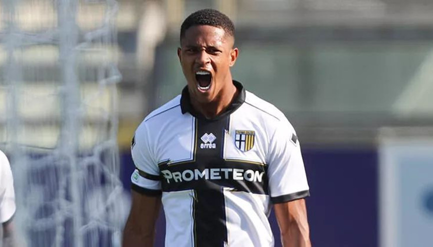 Fenerbahçeye Jayden Oosterwolde transferinde kötü haber Teklif reddedildi...