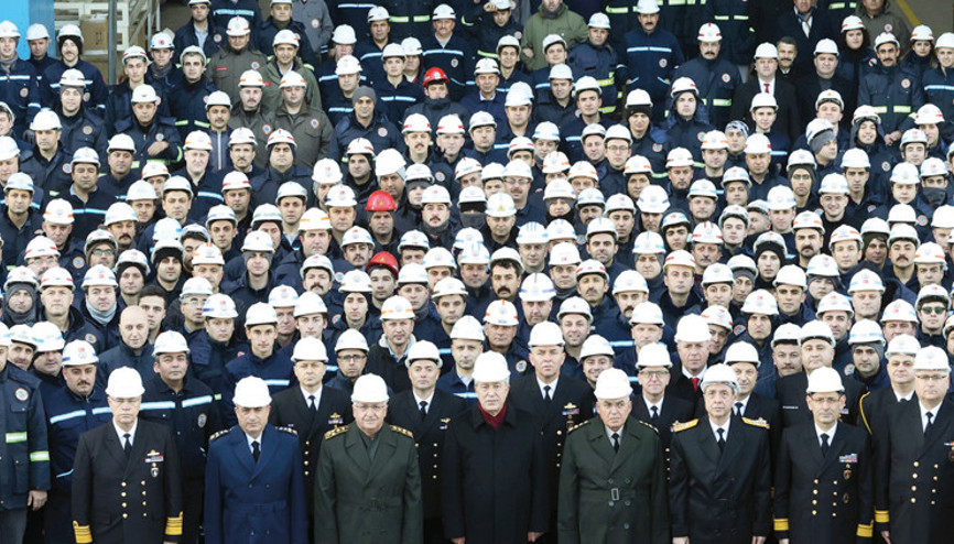 Tersane ziyareti... Piri Reisten Atina’ya 6 mil uyarısı