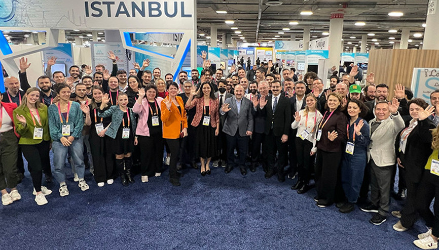 Türk girişimciler dünya sahnesine çıktı... Bakan Varank, CES’e katılan Türk start-up’ları ziyaret etti Türk girişimciler dünya sahnesine çıktı... Bakan Varank, CES’e katılan Türk start-up’ları ziyaret etti