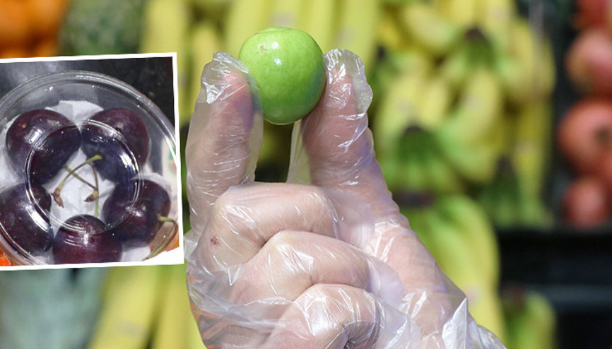 Kayseride 4 adet erik 89 TL, 5 adet kiraz 125 TL