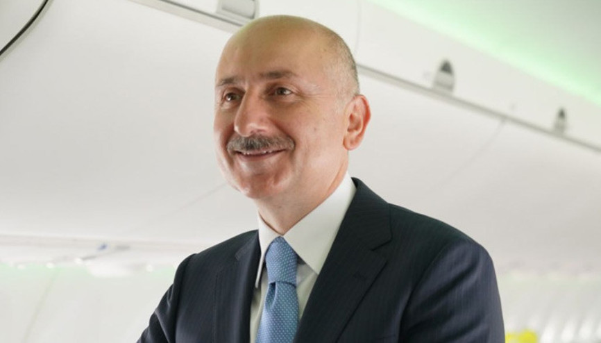 Karaismailoğlu: Havalimanlarımızda 182 milyon 334 bin yolcu ağırladık