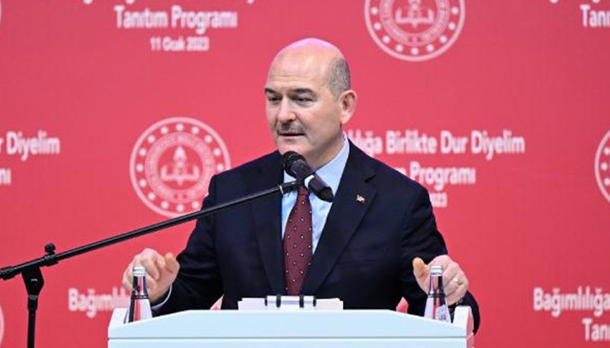 Bakan Soylu: Uyuşturucuyla mücadelede ipin ucunu yakaladık, mağlup edeceğiz Bakan Soylu: Uyuşturucuyla mücadelede ipin ucunu yakaladık, mağlup edeceğiz