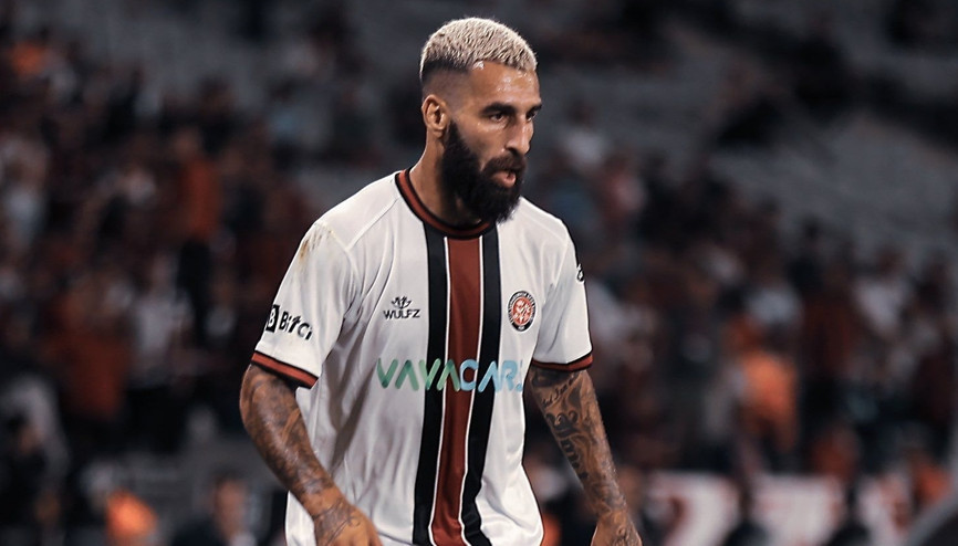 Fatih Karagümrükte Jimmy Durmaz ve Kouassi ile yollar ayrıldı Trabzonspor...