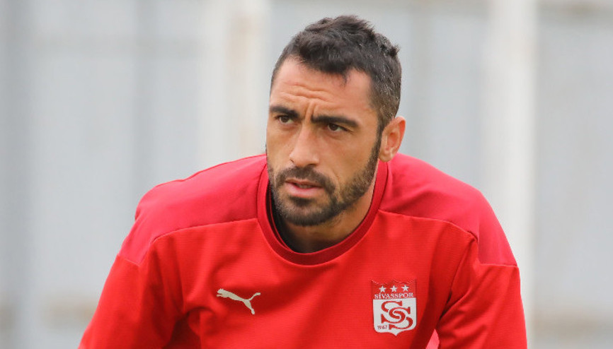 Galatasaray’ın transfer yasağı jet hızıyla kaldırıldı, gözler Uğur Çiftçide