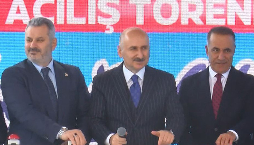 Karaismailoğlu: Tatil planı yapacaklarına keşke metro planı yapsalar