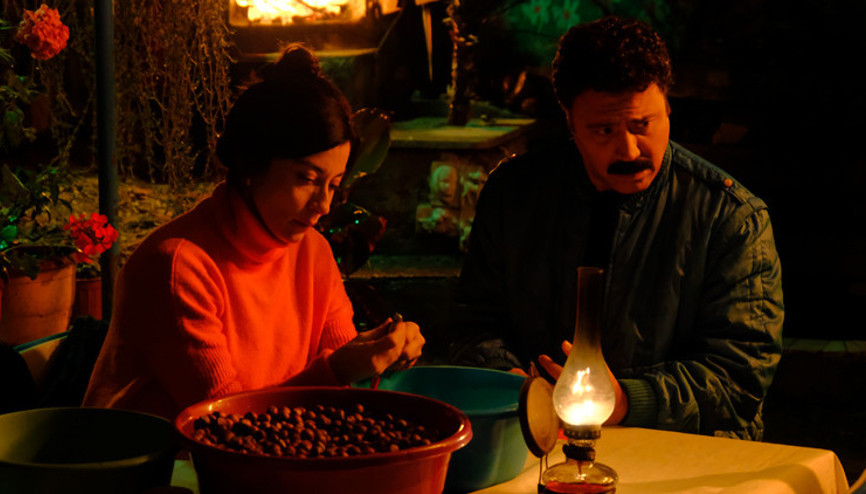 Eski eşler “Üç Günlük Dünya” için bir araya geldiler