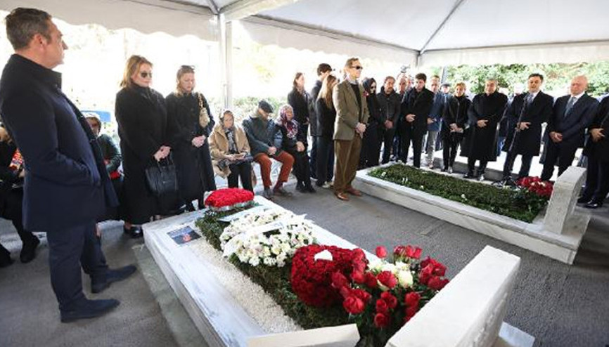 Mustafa Koç mezarı başında anıldı