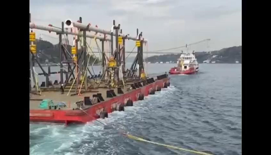 İstanbul Boğazında arıza yapan 59 metrelik gemi kurtarıldı