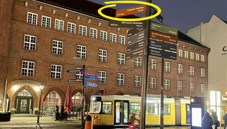 Berlin’de dikkat çeken Eskişehir tabelası