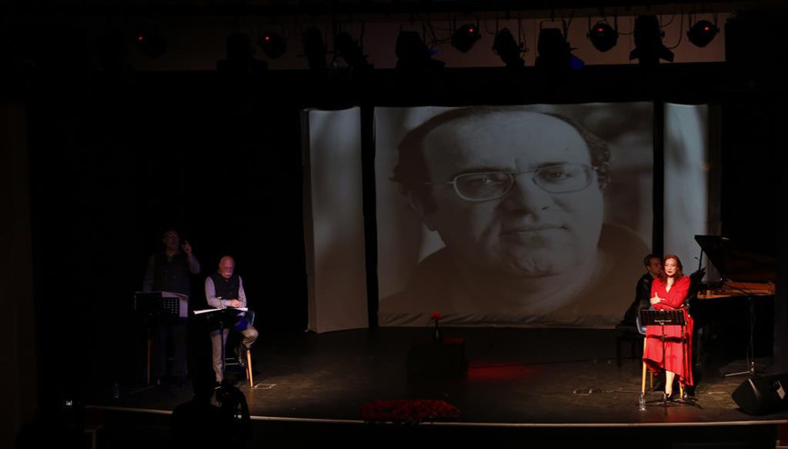 Uğur Mumcu için özlem ve gözyaşı